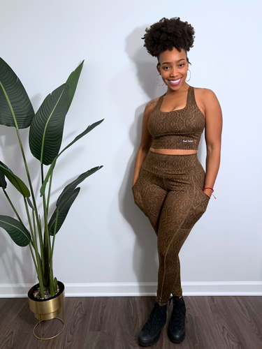 Pretty Python Snake Print Workout Set For Gym Workout (Olive Brown)