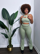 Load image into Gallery viewer, Flirty Flare Fitness Leggings